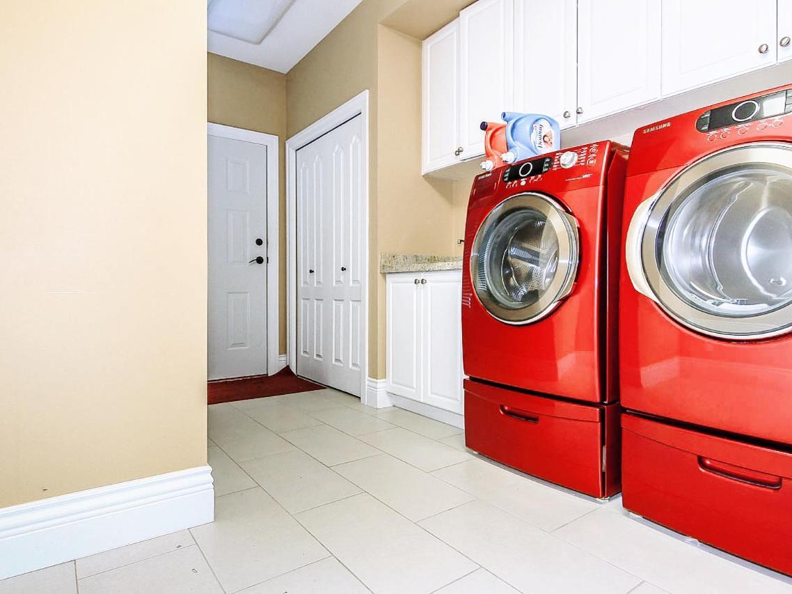 Vancouver Luxury Homestay Richmond Dış mekan fotoğraf
